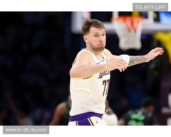 湖人三巨头同时场效率值为负 詹姆斯东契奇搭配待优化 湖人三巨头同时场效率值为负 詹姆斯东契奇搭配待优化